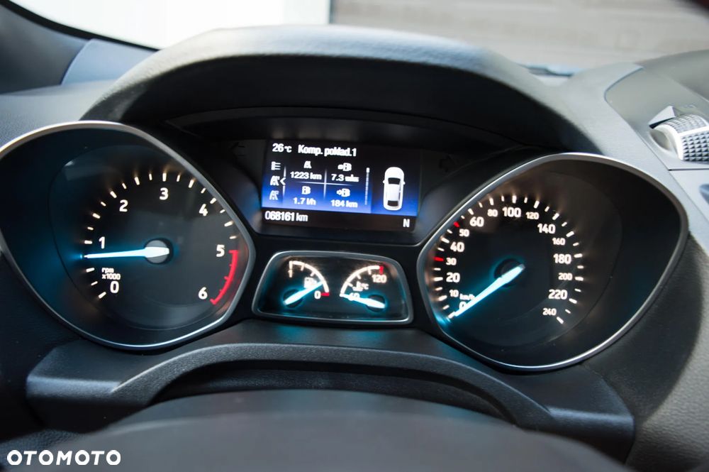 Ford Kuga 2.0 TDCi 4x2 ST-Line - 19