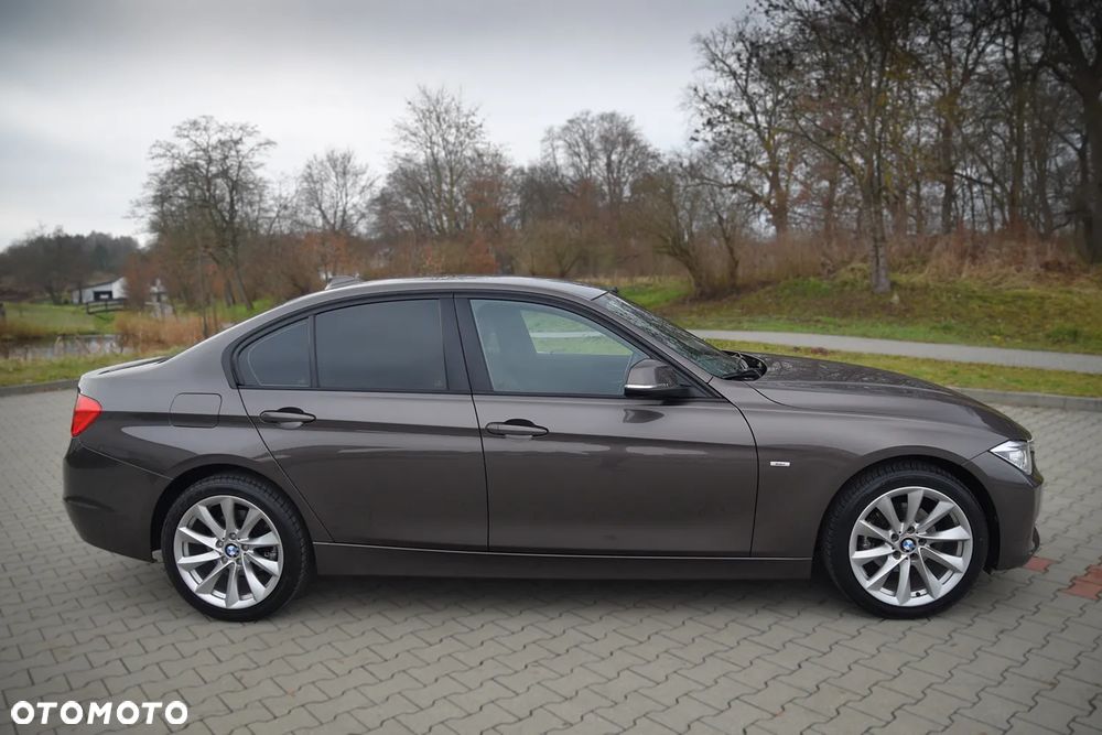 BMW Seria 3 316i Modern Line - 15