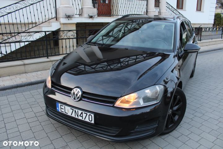 Volkswagen Golf - 28