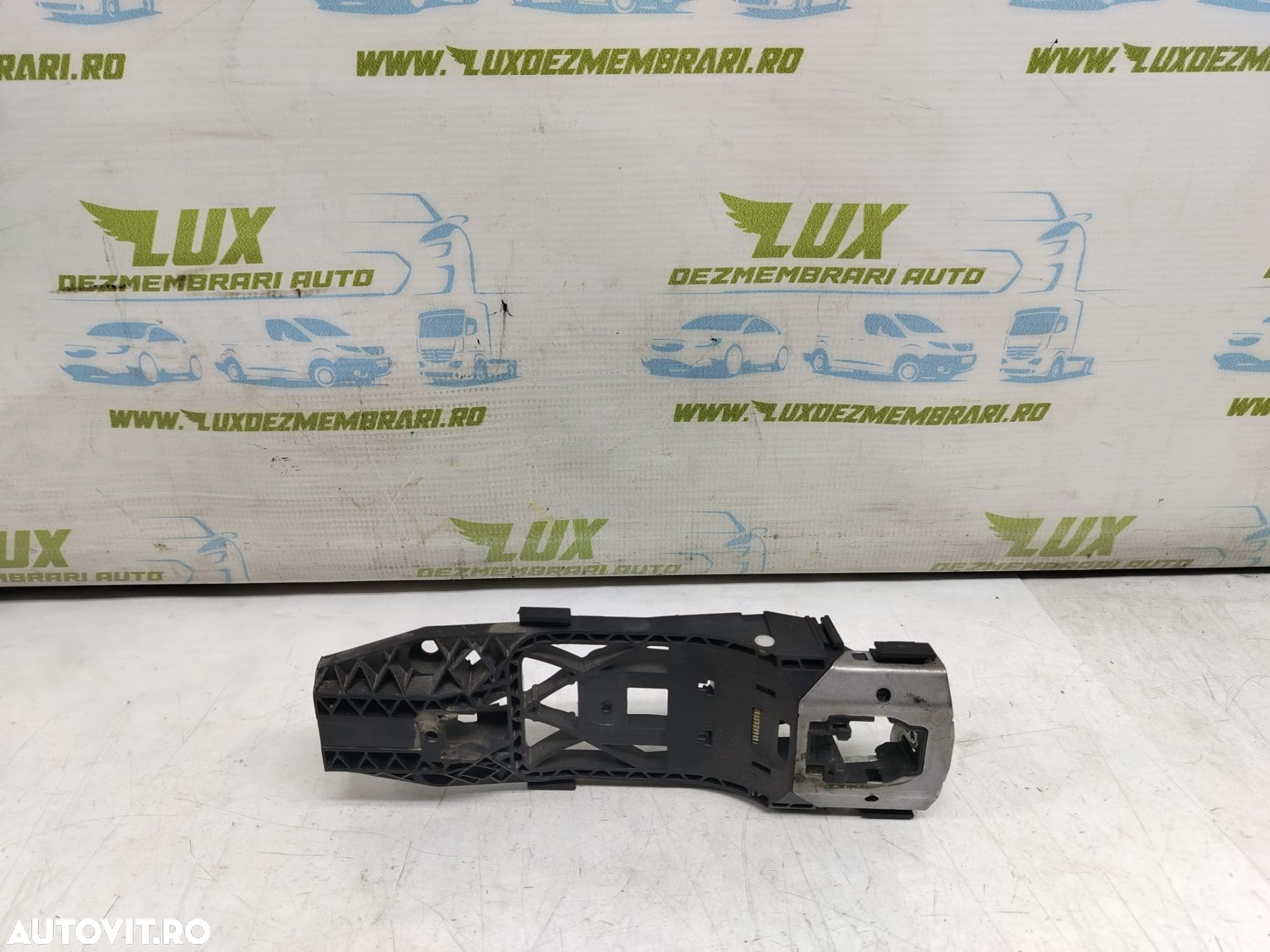 Suport maner exterior 5n0837885h Audi A3 8P/8PA [2th facelift] [2008 - 2