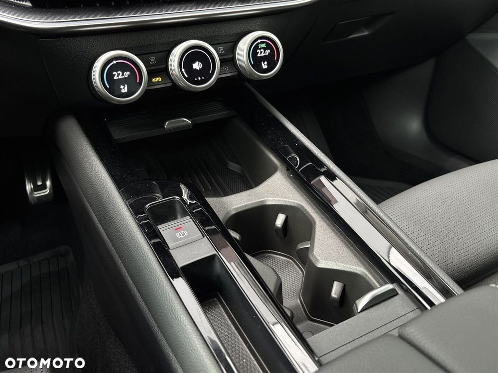 Skoda Superb 2.0 TSI Sportline DSG - 21