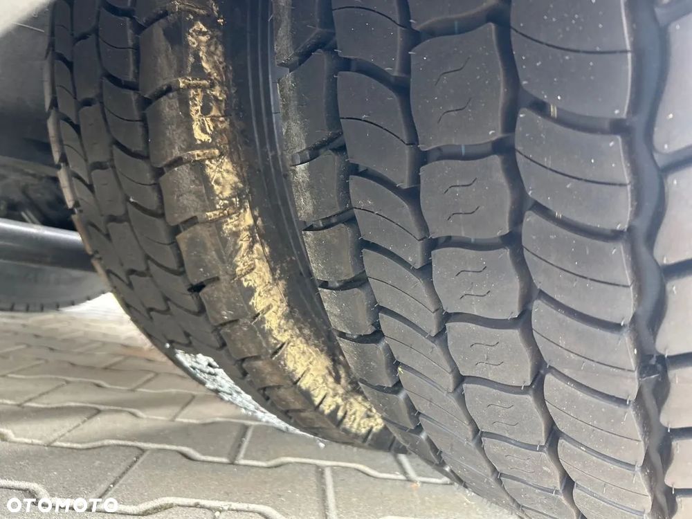 MAN TGX 18.470 4x2 LL SA - 11