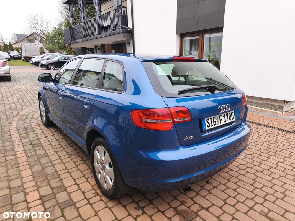 Audi A3 Sportback 1.6 Ambition - 14