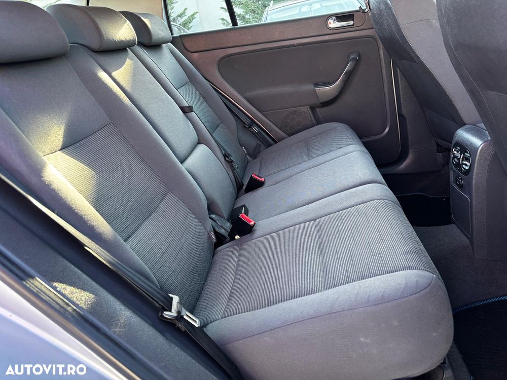 Volkswagen Golf Plus 1.4 Team - 11