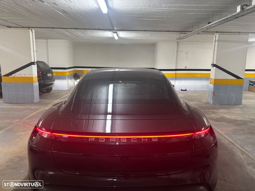 Porsche Taycan Standard - 16