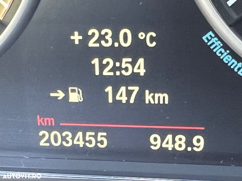 BMW Seria 5 518d - 24