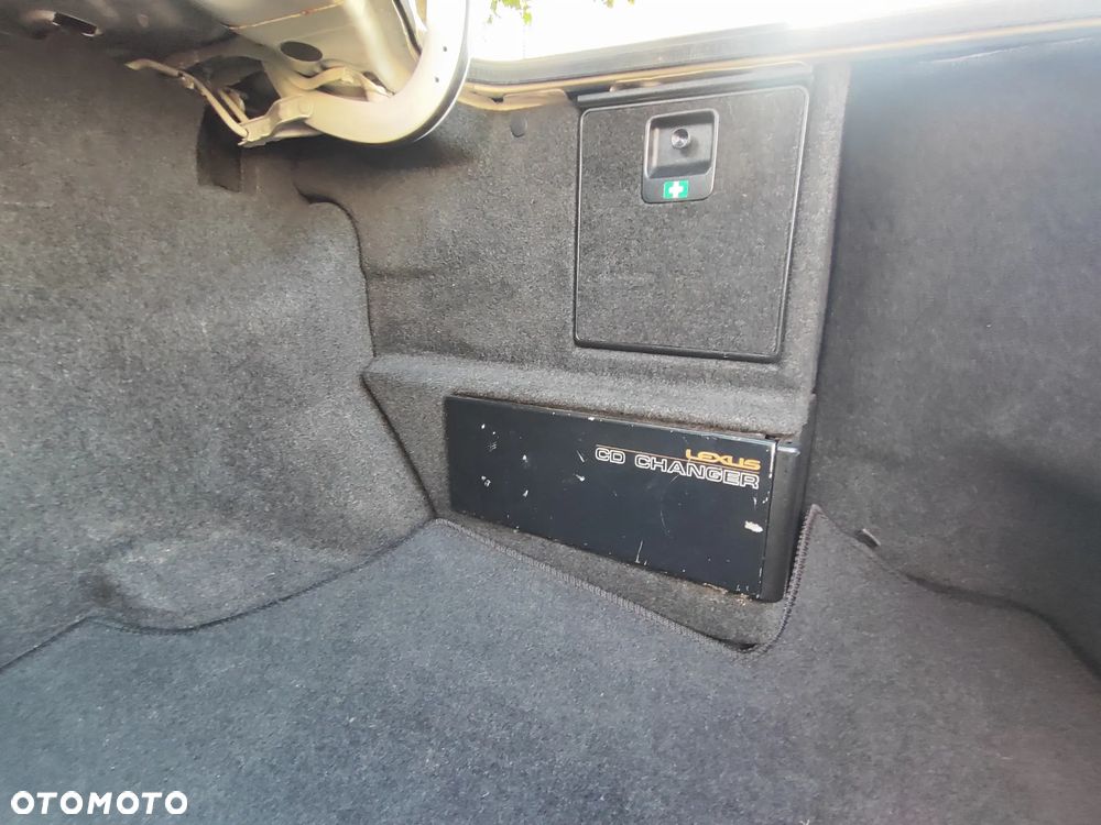 Lexus LS Standard - 20