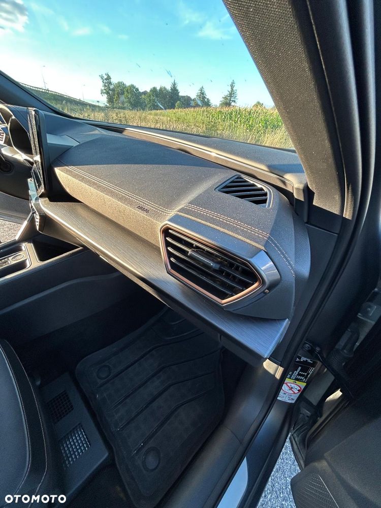 Cupra Formentor 1.4 e-Hybrid VZ DSG - 28