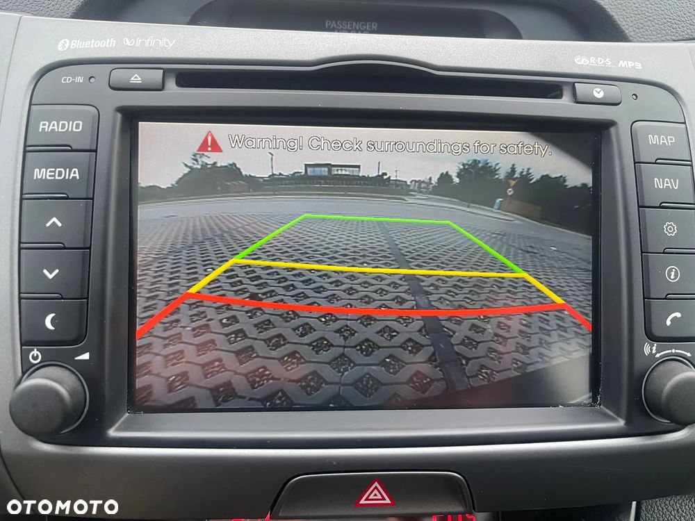 Kia Sportage 1.7 CRDI 2WD Dream-Team Edition - 17