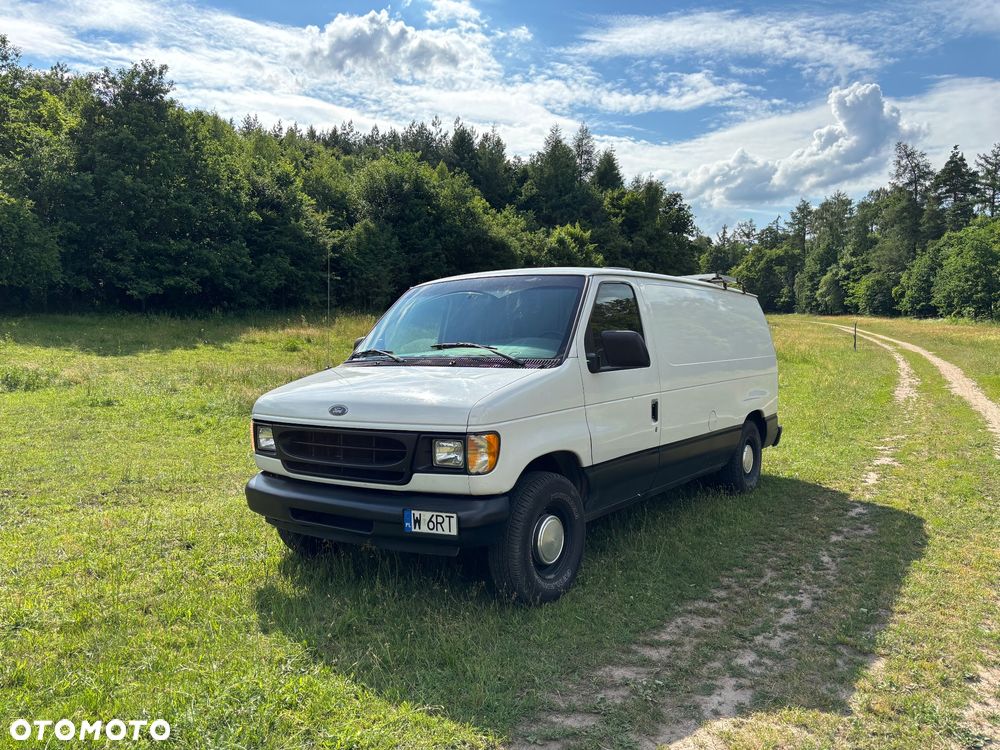 Ford Econoline - 4