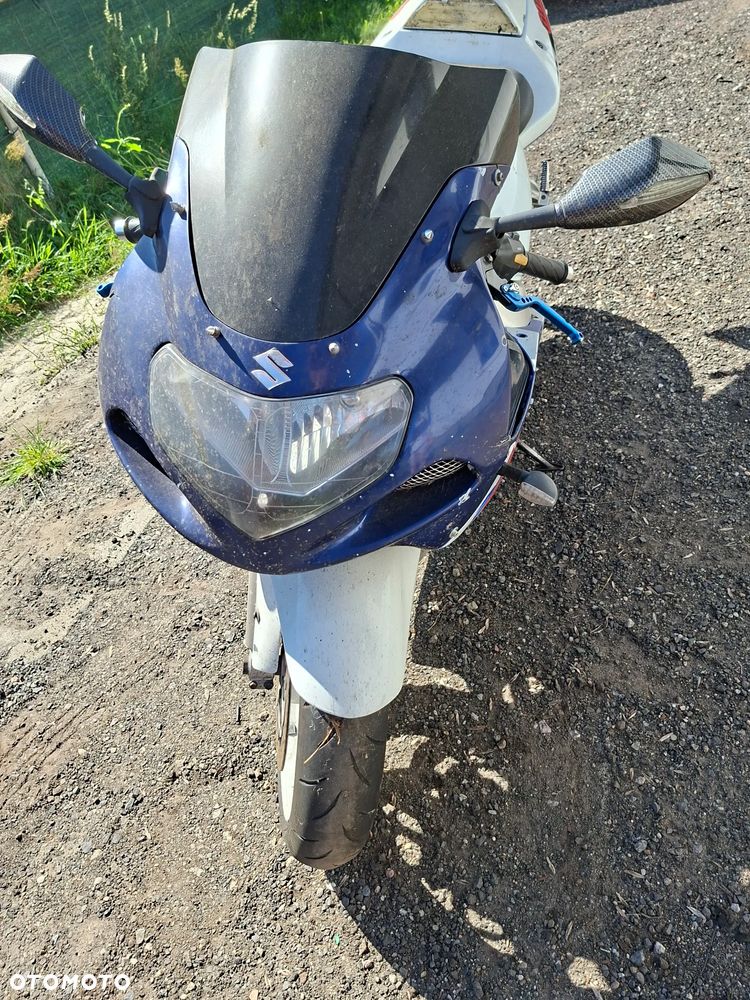 Suzuki GSX-R - 3