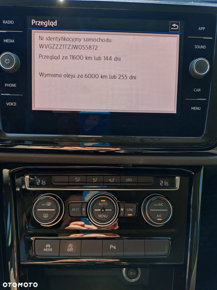 Volkswagen Touran - 21