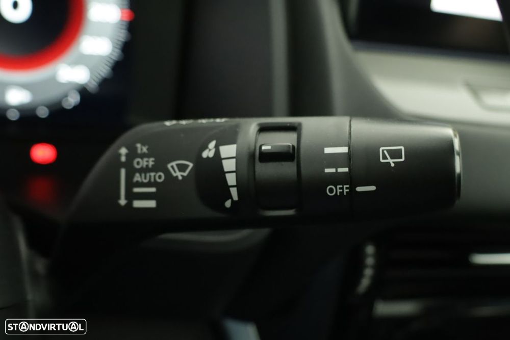 Nissan Qashqai 1.3 DIG-T N-Connecta LED Xtronic - 18