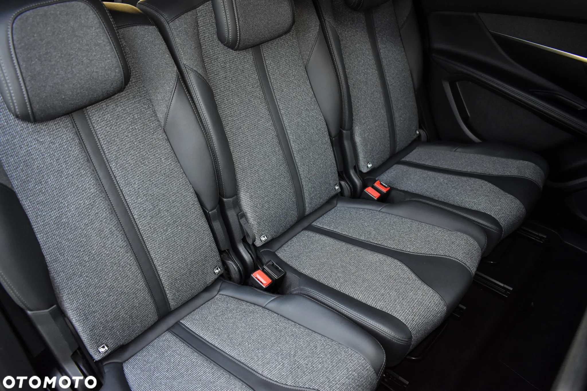 Peugeot 5008 BlueHDI 130 EAT8 Allure Pack - 38