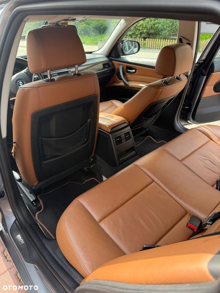 BMW Seria 3 - 17
