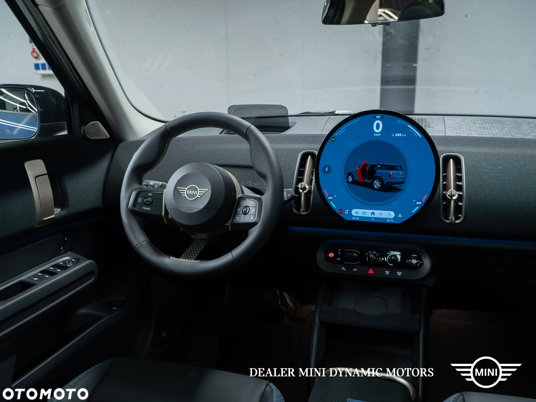 MINI Countryman E Classic Trim - 17