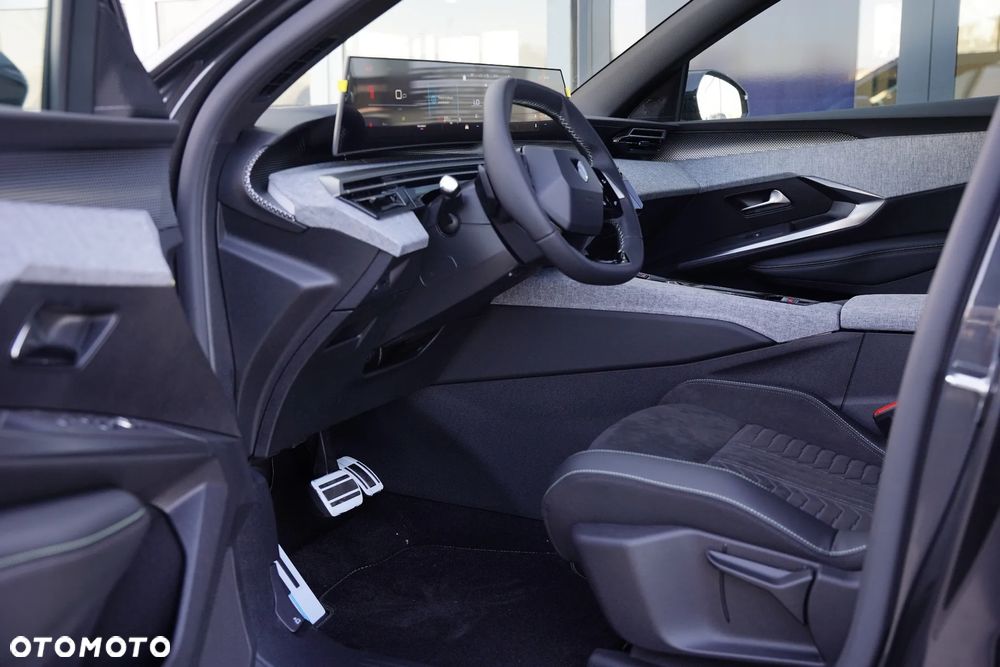 Peugeot 3008 1.2 PureTech mHEV GT e-DCS6 - 6