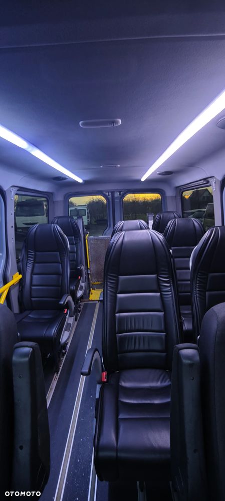 Mercedes-Benz Sprinter - 30