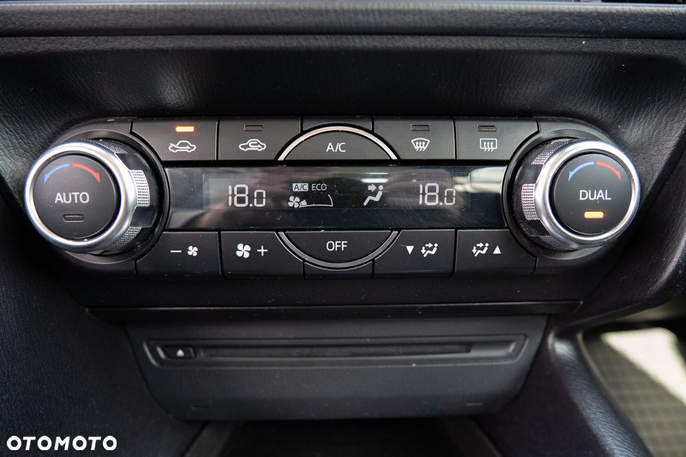 Mazda 3 2.0 Skyenergy - 28