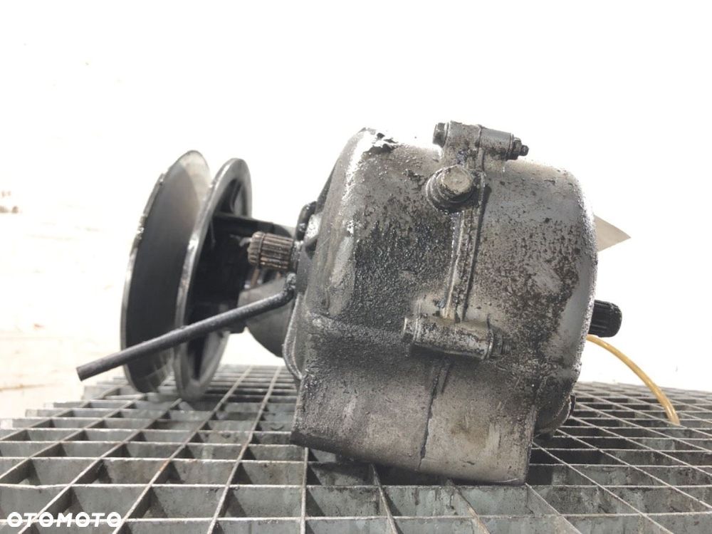 SKRZYNIA BIEGÓW - 2355.00 PLN - AIXAM CROSSLINE 2012 - 2016 0.4 4 kW [5 KM] olej napędowy 2012 - - 4