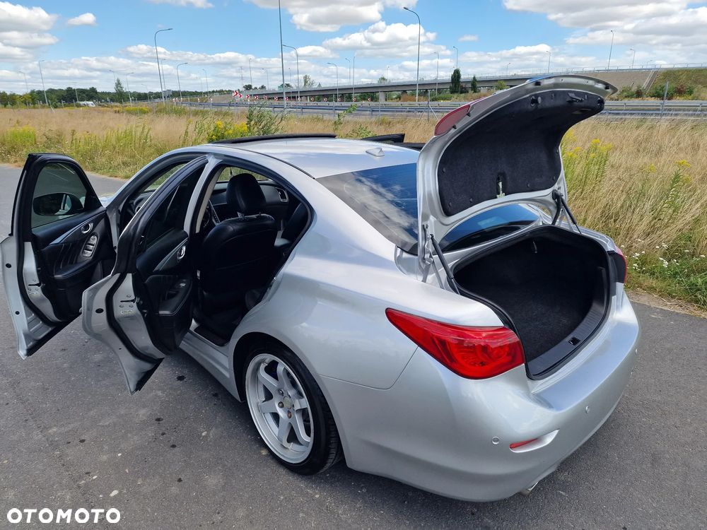 Infiniti Q50 - 33