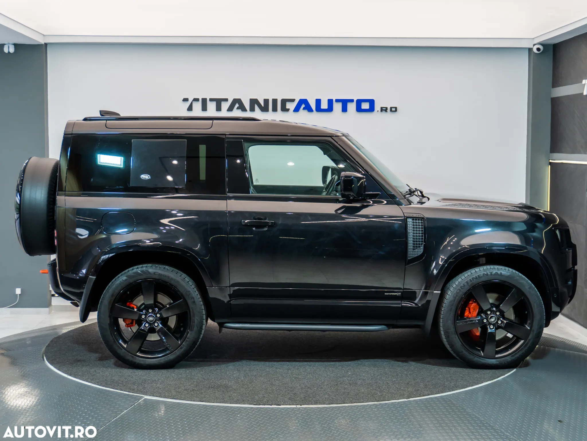 Land Rover Defender 90 3.0 P400 MHEV - 4
