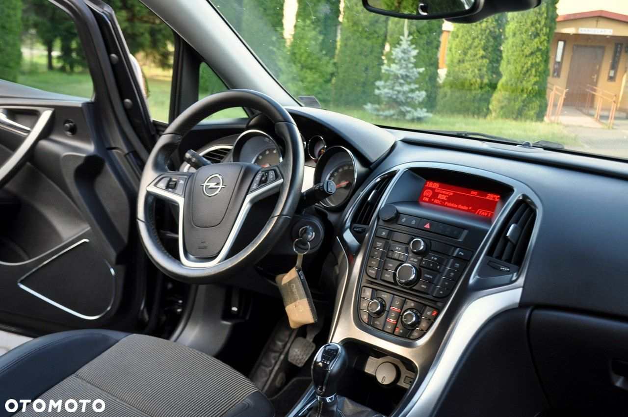 Opel Astra - 25