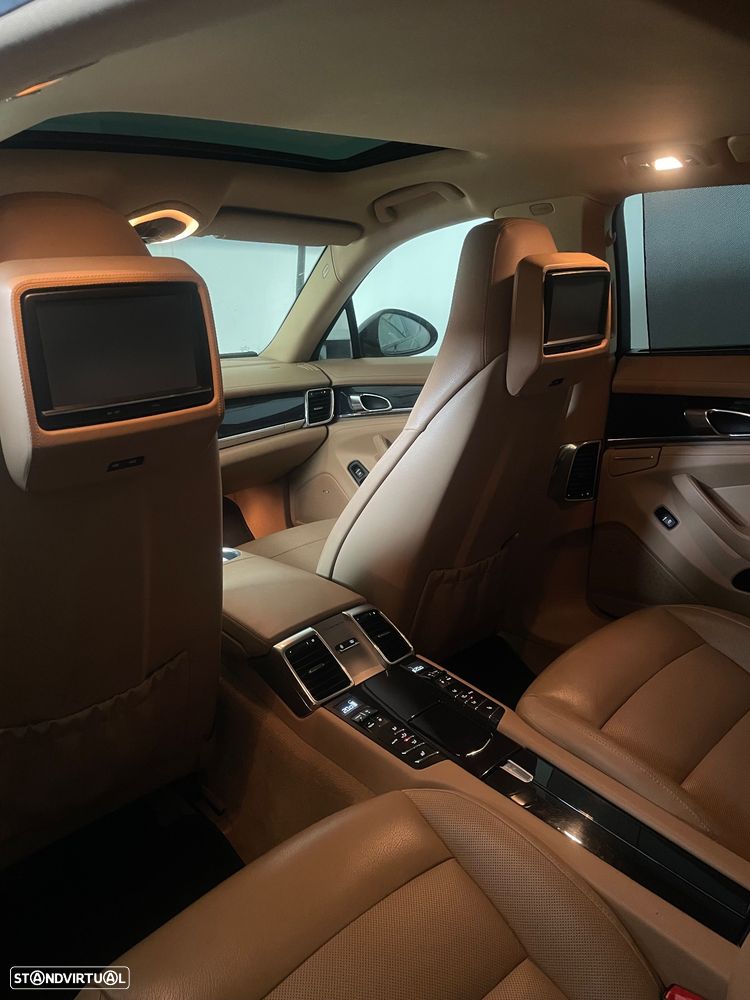 Porsche Panamera - 14