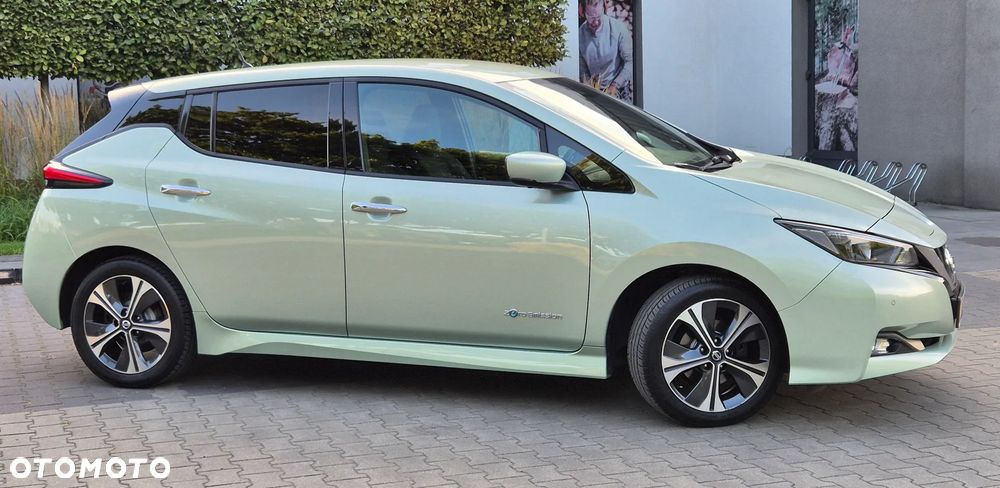Nissan Leaf 40 kWh 2.ZERO Edition - 34