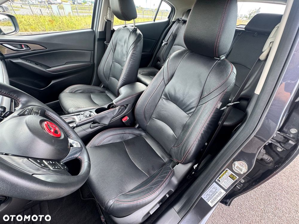 Mazda 3 - 35