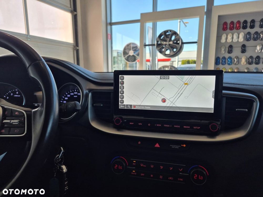 Kia Ceed 1.5 T-GDI M - 17