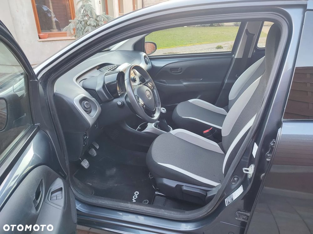 Toyota Aygo 1.0 VVT-i Sprint EU6 - 10