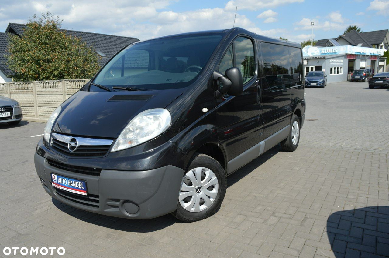 Opel Vivaro - 9