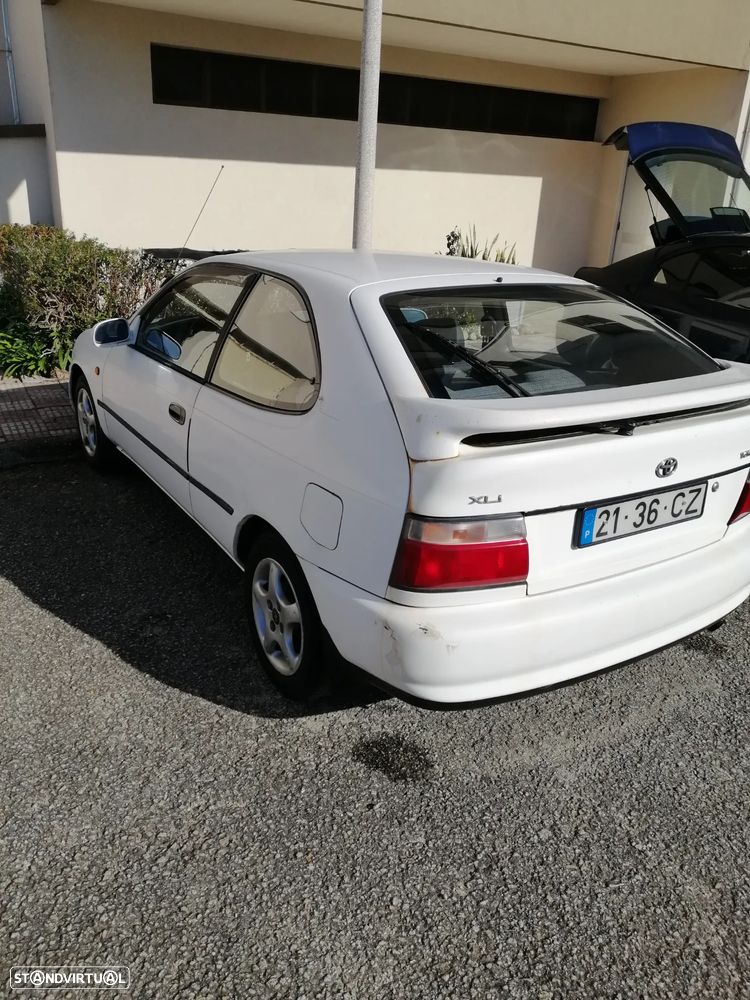 Toyota Corolla Hatchback 1.3 XLi - 3