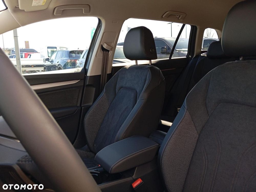 Volkswagen Golf - 17