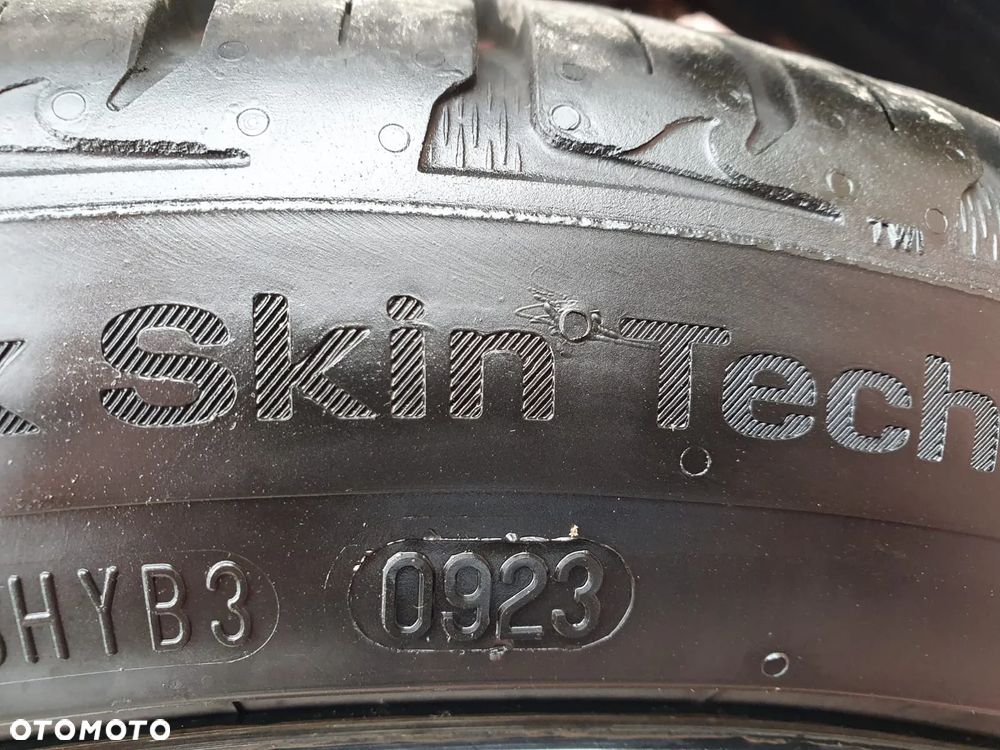 Hyundai Veloster 1.6 Turbo Premium - 13