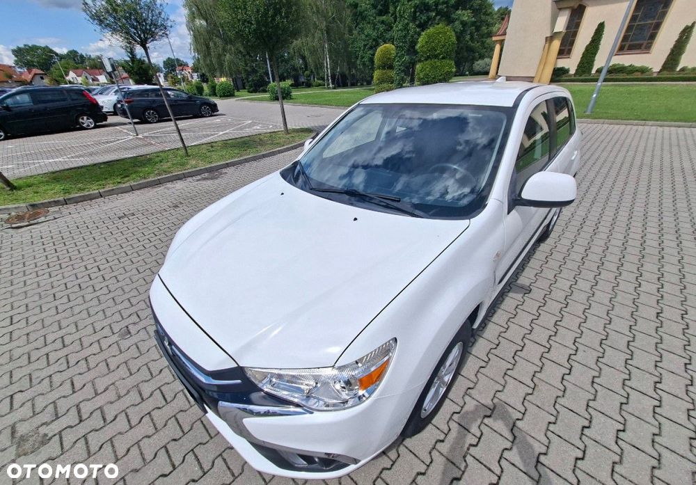 Mitsubishi ASX - 5