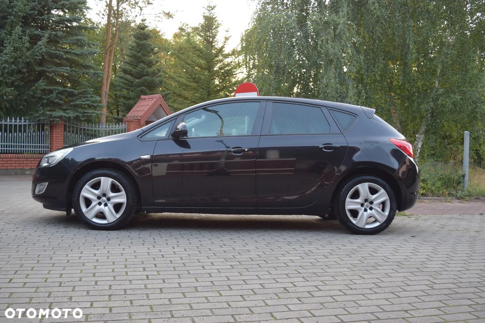 Opel Astra - 6