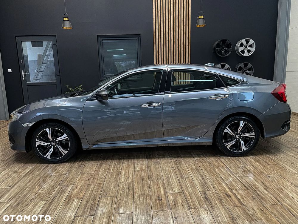 Honda Civic 1.5 T Elegance - 11