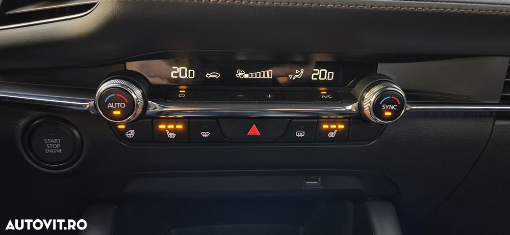 Mazda 3 e-Skyactiv G122 AT MHEV Plus - 28