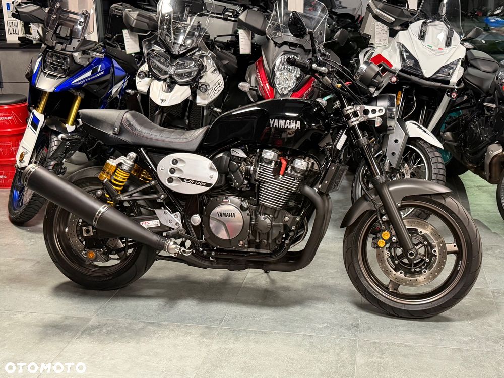 Yamaha XJR - 2