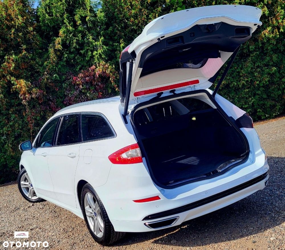 Ford Mondeo - 33
