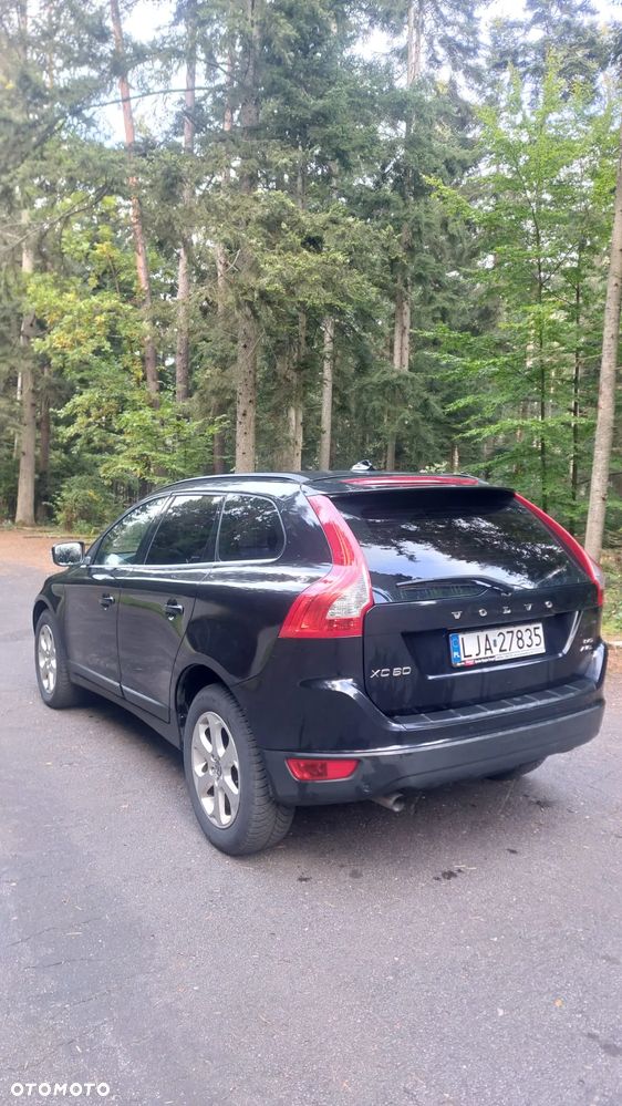 Volvo XC 60 2.4D AWD Momentum - 5