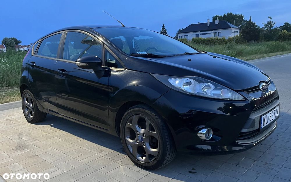 Ford Fiesta 1.4 Trend - 14