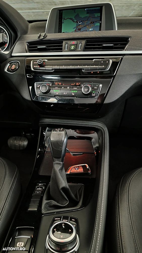 BMW X1 sDrive18i Aut. xLine - 9