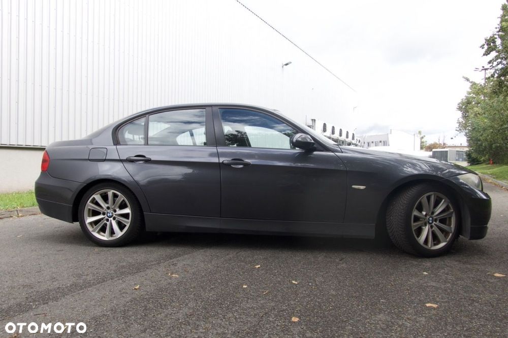 BMW Seria 3 320d - 10