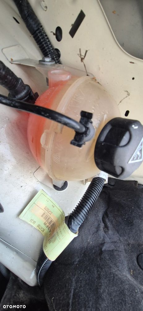 Citroën BERLINGO - 32