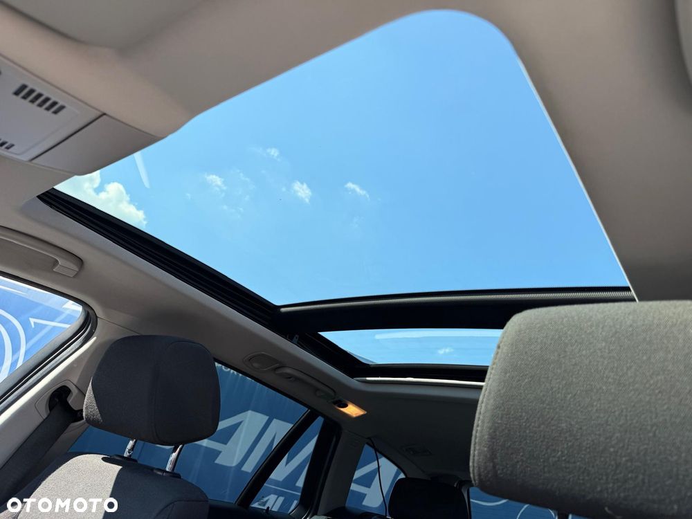 BMW Seria 3 318i Edition Lifestyle - 18