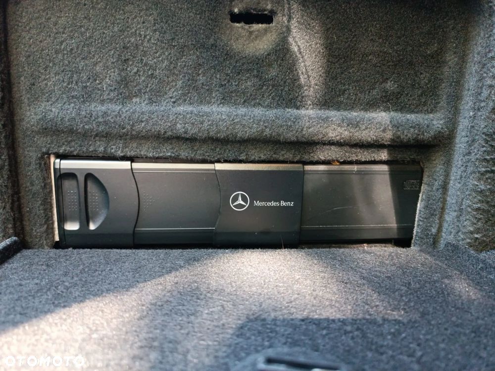 Mercedes-Benz CL 500 - 24