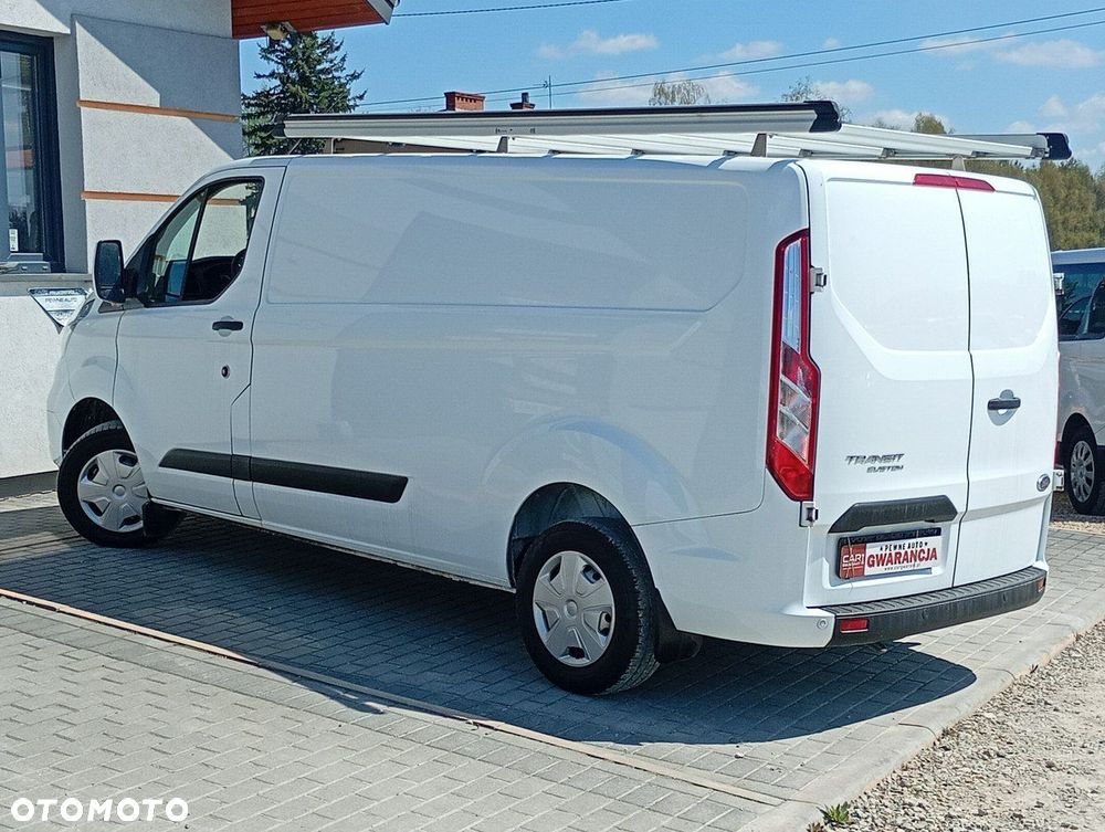 Ford Transit Custom - 11